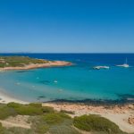 Investir dans l’immobilier en Sardaigne : entre plages préservées, charme italien et rentabilité touristique